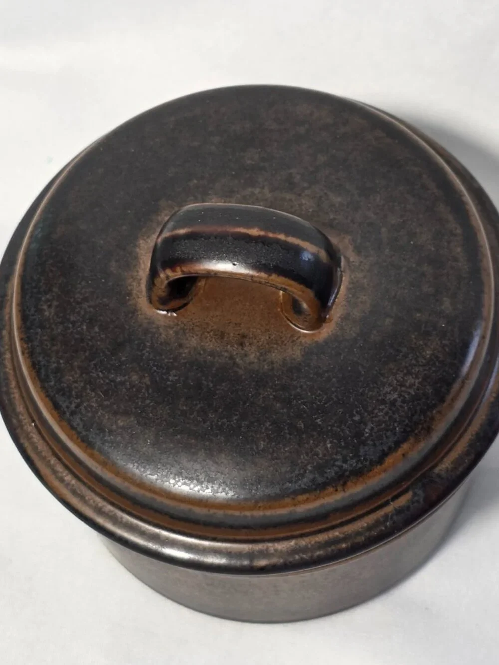 Arabia of Finland Rushka Sugar Bowl with Lid Light & Dark Brown Spotted NEW